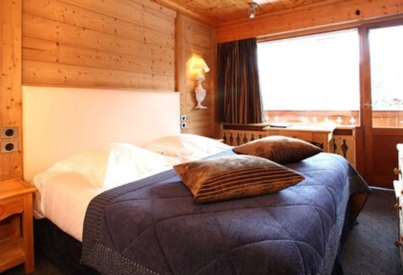 Номер Superior, Les Ducs De Savoie