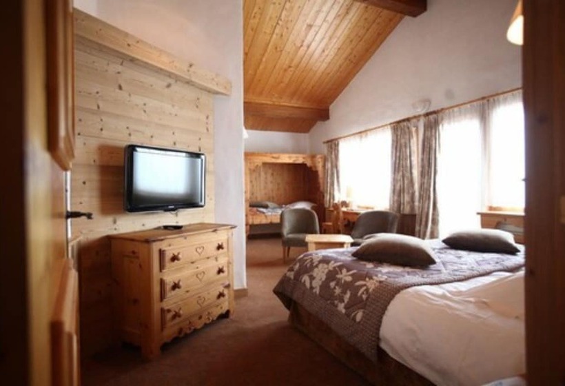 Номер Superior с Балконом, Les Ducs De Savoie