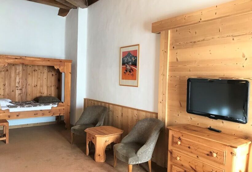 Номер Superior с Балконом, Les Ducs De Savoie