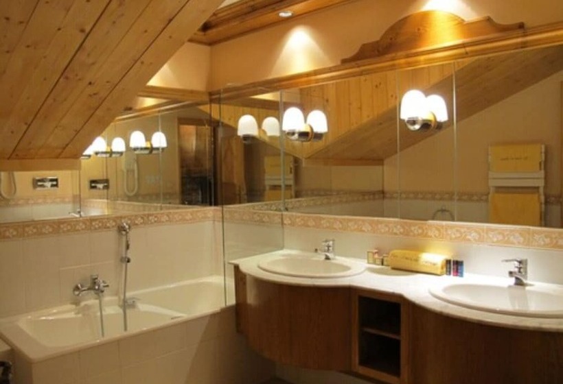 Номер Стандарт, Les Ducs De Savoie