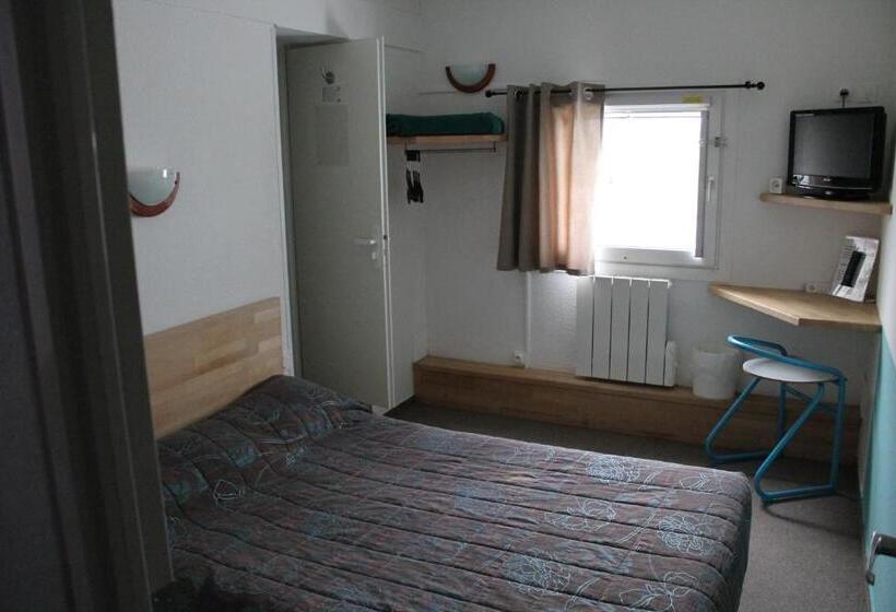 Номер Стандарт, Macon La Salle