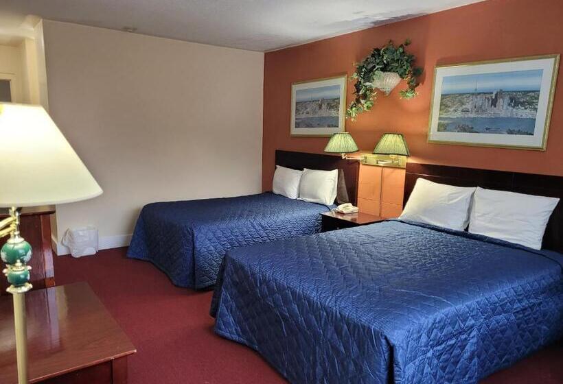 带2个双人床的标准工作室, Midtown