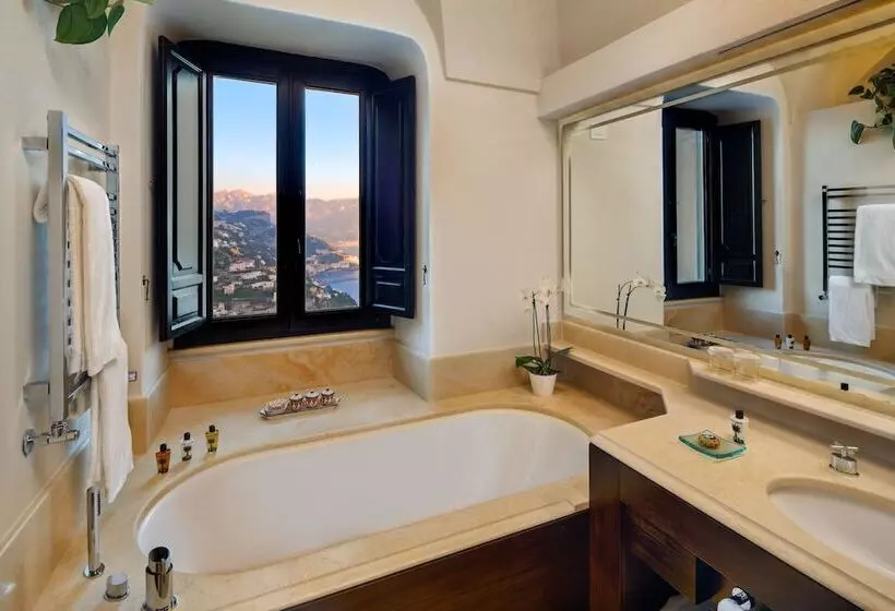 オーシャンビューデラックススイート, Monastero Santa Rosa Hotel & Spa