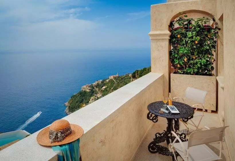 デラックススイート, Monastero Santa Rosa Hotel & Spa