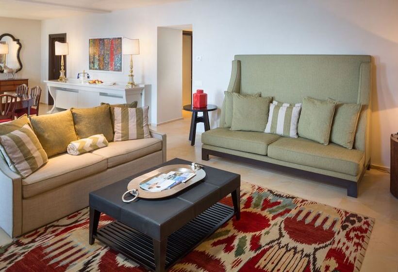 带海景的行政套房, Monastero Santa Rosa Hotel & Spa