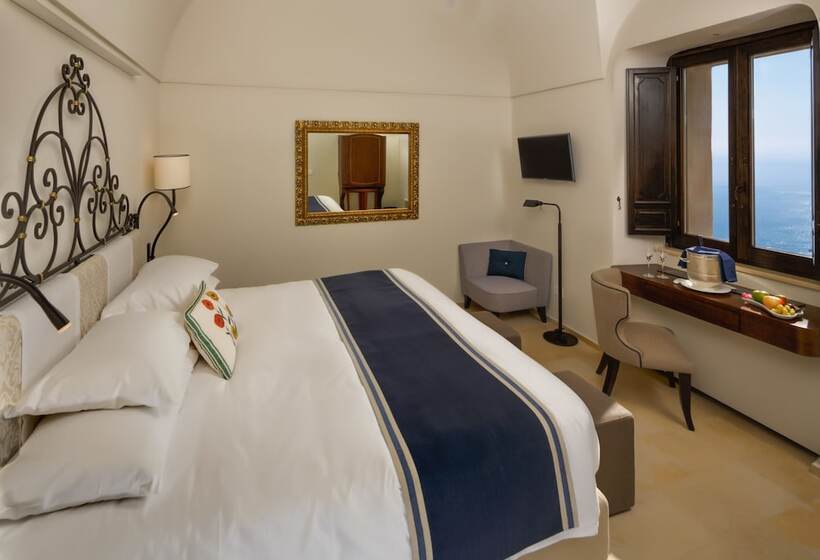 اتاق سوپریور با چشم‌انداز دریا, Monastero Santa Rosa Hotel & Spa