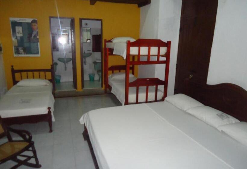 اتاق استاندارد چهار تخته, Nueva Granada