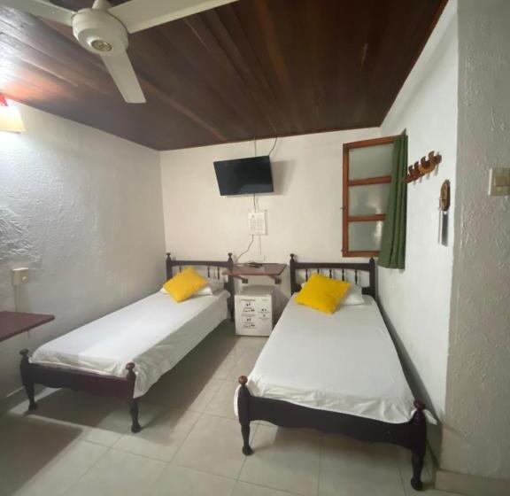 اتاق خانوادگی, Nueva Granada