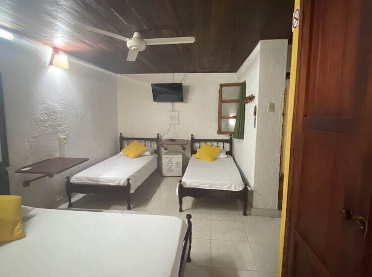 اتاق خانوادگی, Nueva Granada