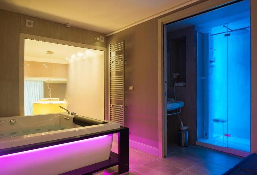 سوئیت با وان آب گرم, Palazzo Dei Mercanti Dimora & Spa