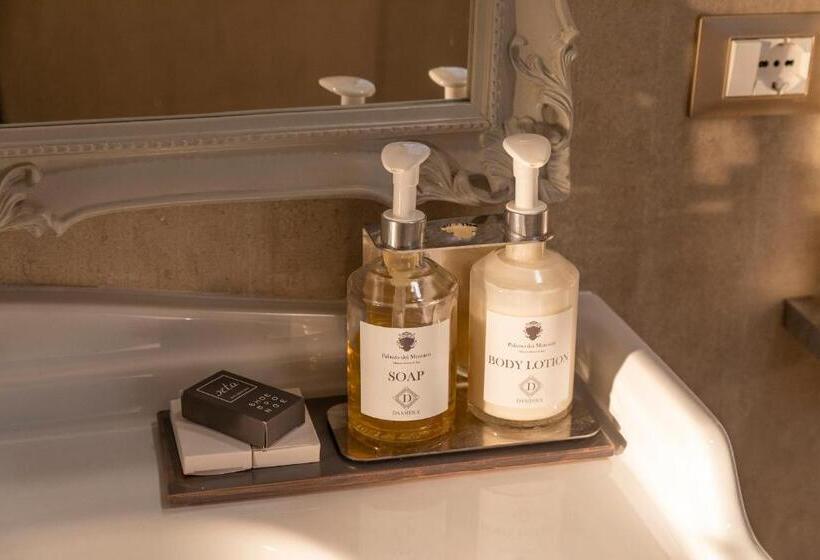 سوئیت با وان آب گرم, Palazzo Dei Mercanti Dimora & Spa