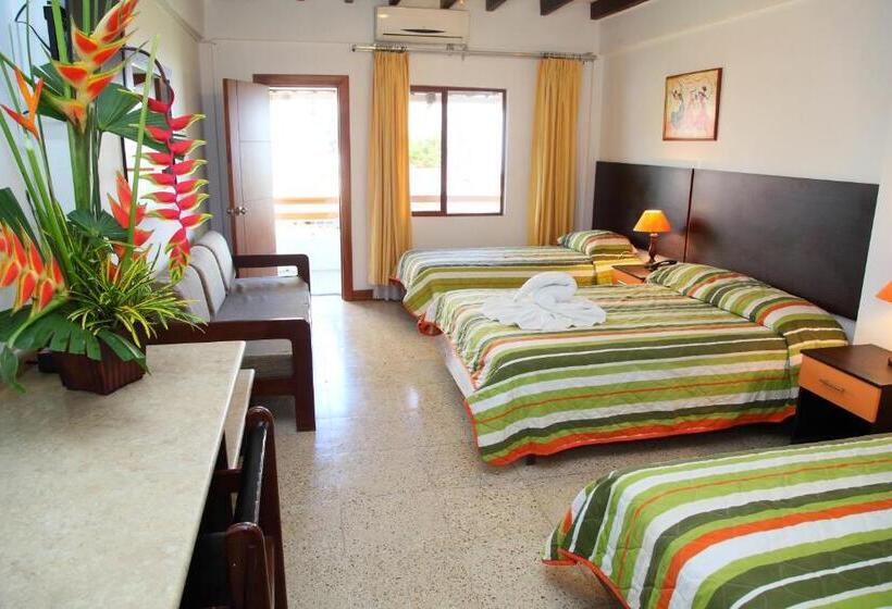 اتاق خانوادگی, Puerto Ballesta