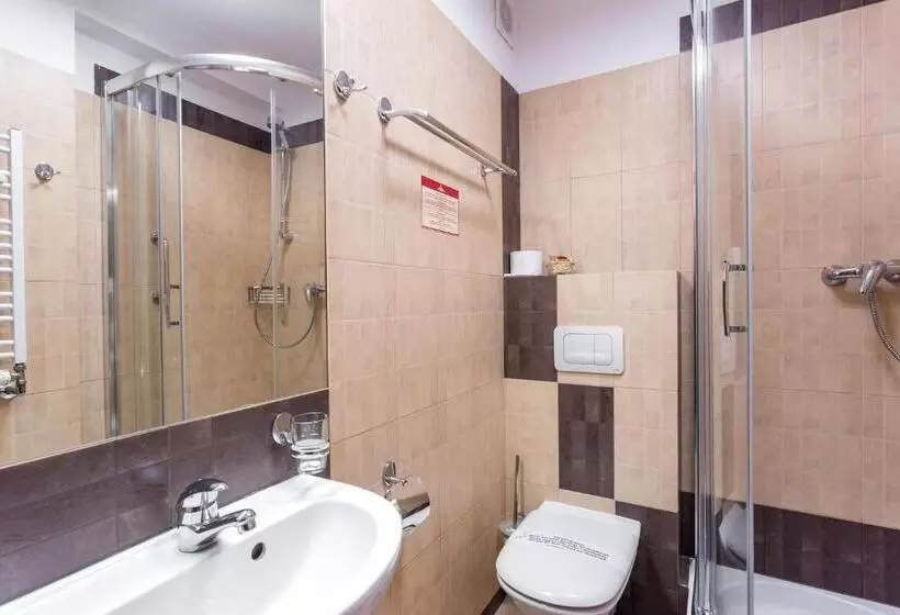 اتاق استاندارد یک نفره, Relaks Wellness & Spa