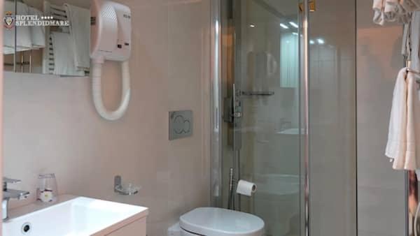 스탠다드 룸 바다 전망, Splendid Mare