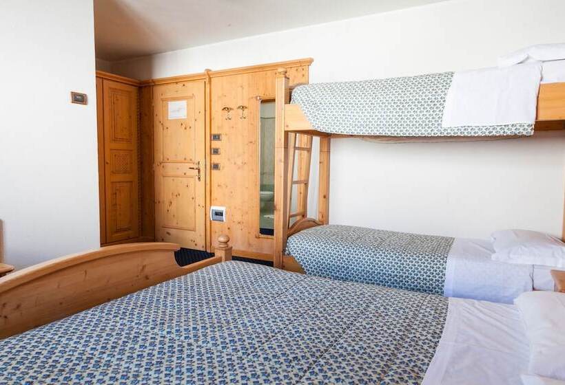 חדר סטנדרט לארבעה, Sporting