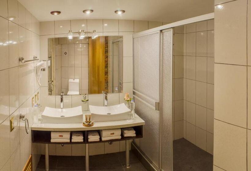 スタンダード４人部屋, Taypikala Machupicchu