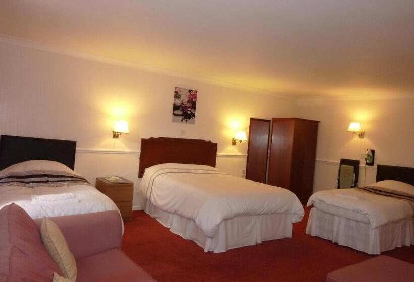 غرفة قياسية رباعية, The Highfield