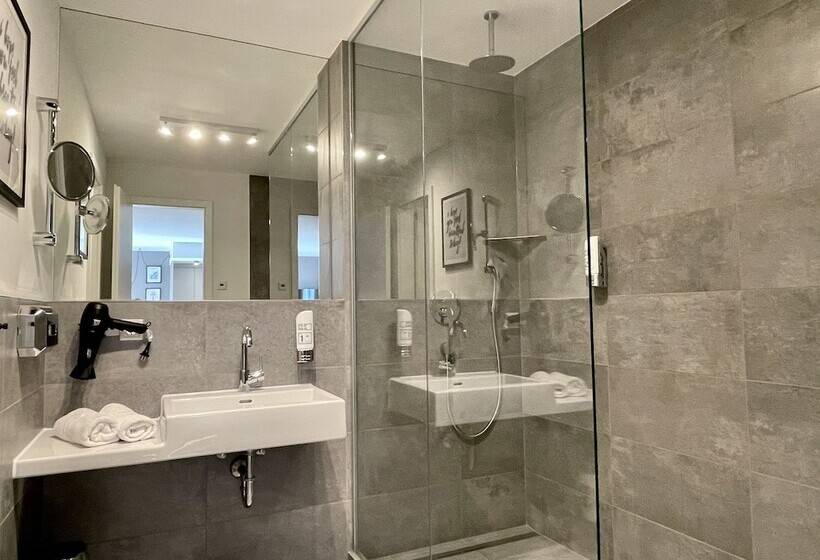 Студия Премиум, Zeitwohnhaus Suite Hotel & Serviced Apartments