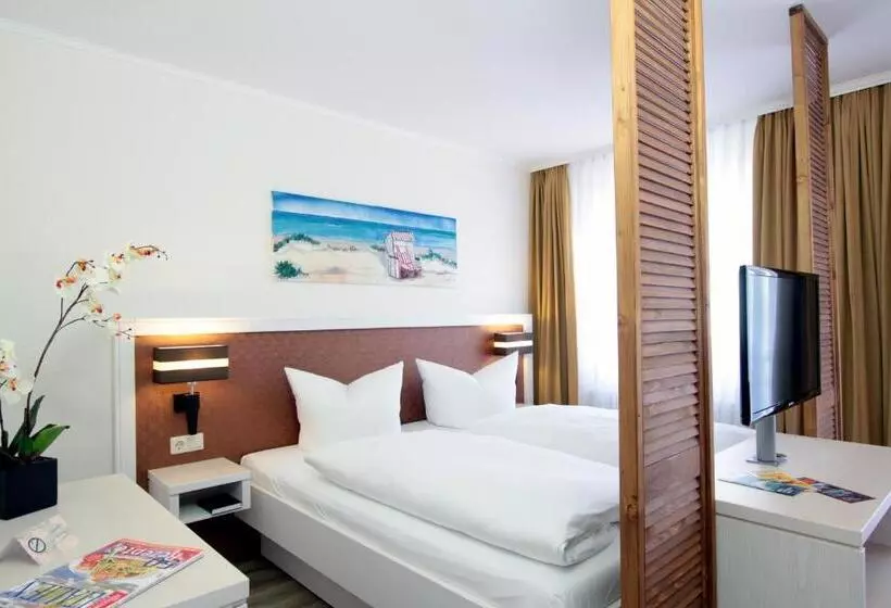 スタンダードスタジオ, Park Hotel Sellin