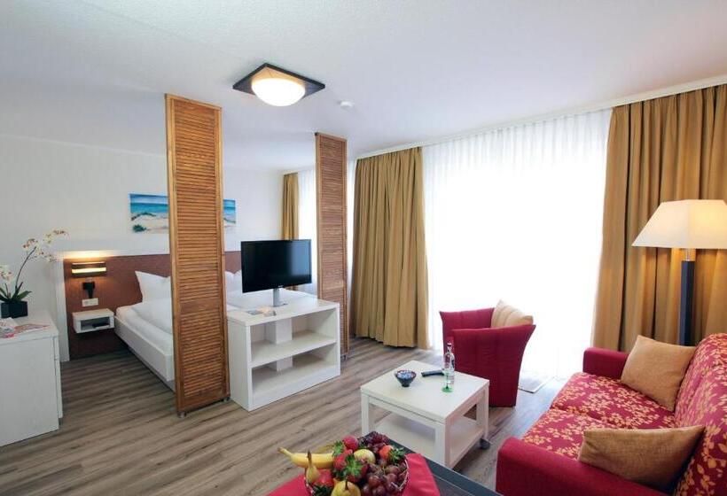 스탠다드 스튜디오, Park Hotel Sellin