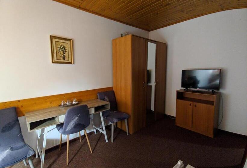 스탠다드 트리플 룸, Pension Casa Samurai