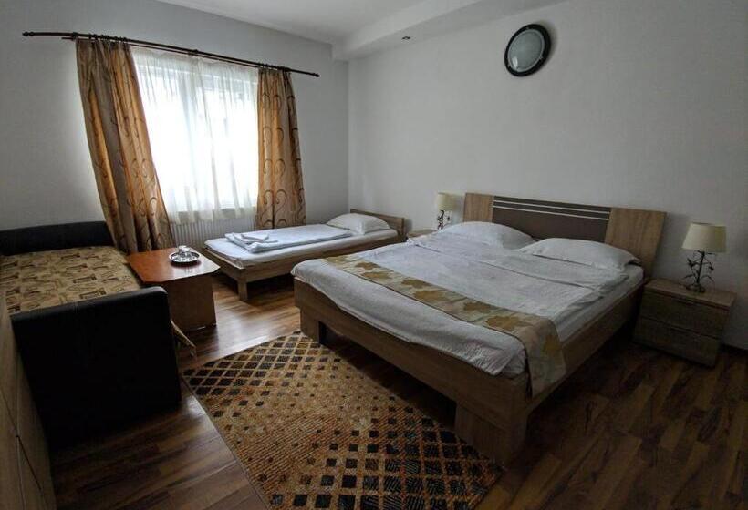 스탠다드 트리플 룸, Pension Casa Samurai