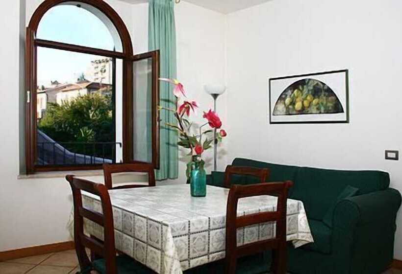 آپارتمان 1 خوابه, Residence Bizzoni