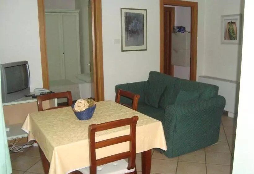 آپارتمان عادی 1 خوابه, Residence Bizzoni