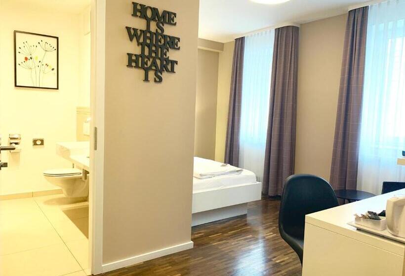 Номер Стандарт Индивидуальный, Zeitwohnhaus Suite Hotel & Serviced Apartments