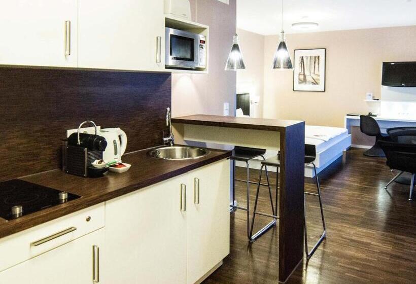 Студия Премиум, Zeitwohnhaus Suite Hotel & Serviced Apartments