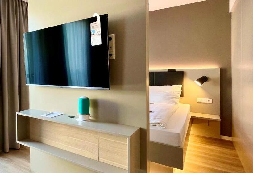 Апартаменты 1 Спальня с Террасой, Zeitwohnhaus Suite Hotel & Serviced Apartments