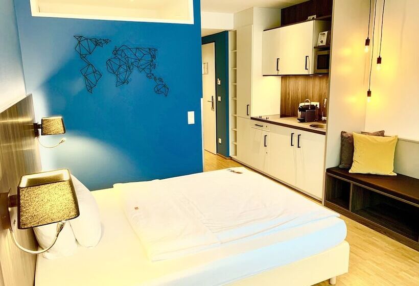 Студия Стандарт, Zeitwohnhaus Suite Hotel & Serviced Apartments