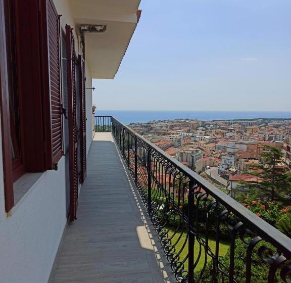 デラックスの４人部屋, Velalatina Residence B&b Soverato   Camera Scirocco