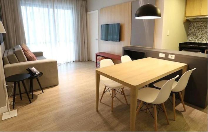 Студио Стандарт с Балконом, Salvador Mondial Flats