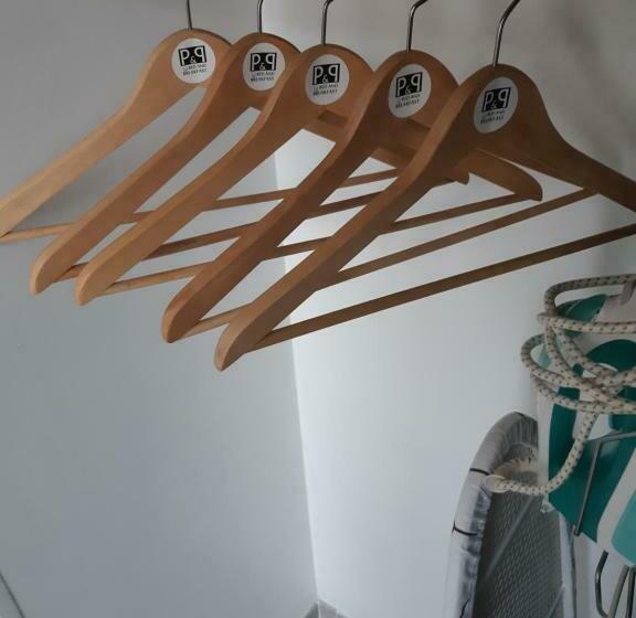 Номер Стандарт, Bed And Breakfast P&p Nîmes Centre