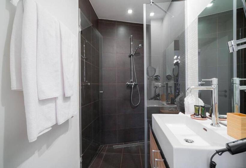 标准工作室, Vienna Residence, City Hall Parliament