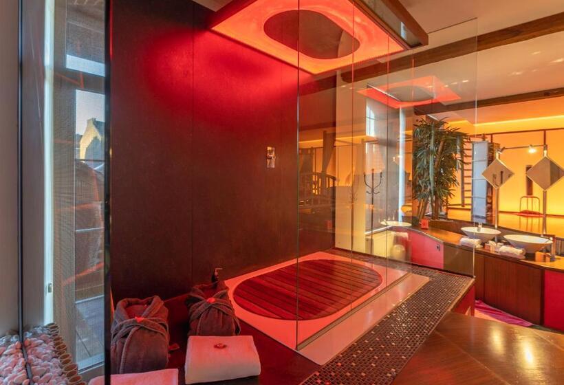 جناح, Le Baiser De Shogun