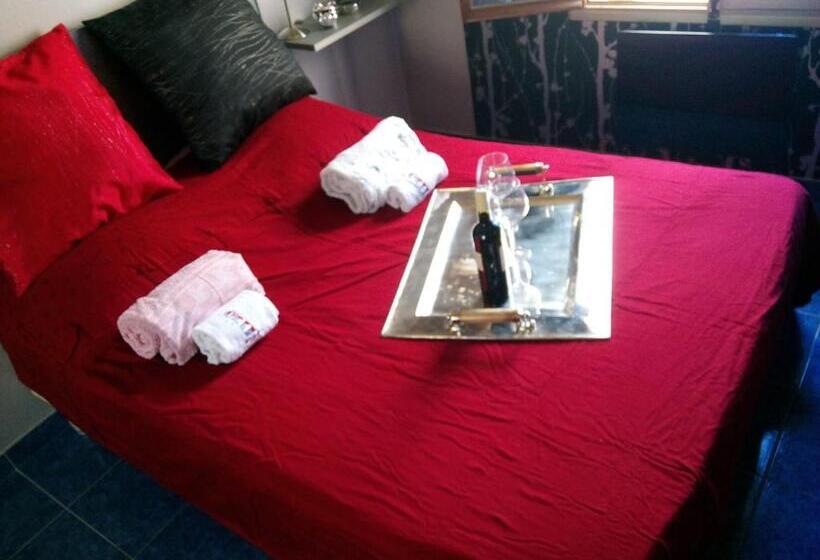 Standard room with outdoor bath, Patrick&pierre Bed And Breakfast Nîmes