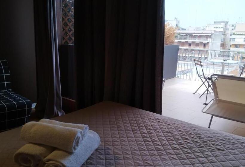 اتاق استاندارد با بالکن, Cconforthotels R&b Dolci Emozioni   Self Check In