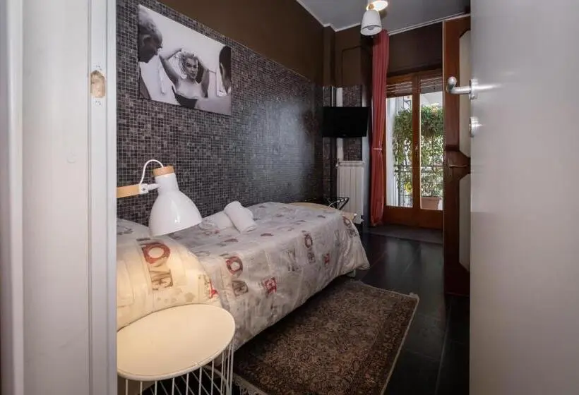 اتاق استاندارد یک تخته با بالکن, Cconforthotels R&b Dolci Emozioni Self Check In