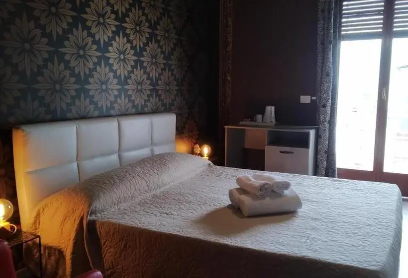 اتاق لوکس با بالکن, Cconforthotels R&b Dolci Emozioni Self Check In