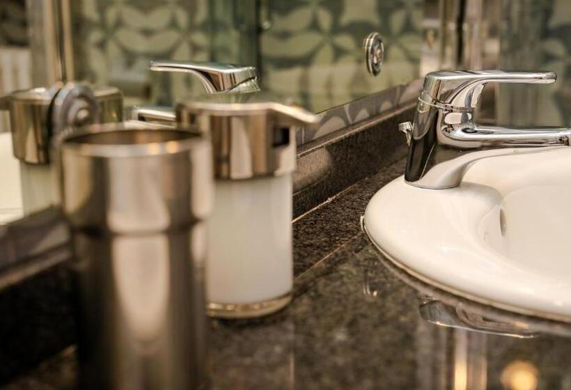 اتاق استاندارد سه نفره, Cconforthotels R&b Dolci Emozioni   Self Check In