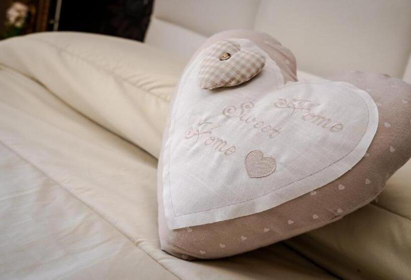 اتاق استاندارد سه نفره, Cconforthotels R&b Dolci Emozioni   Self Check In