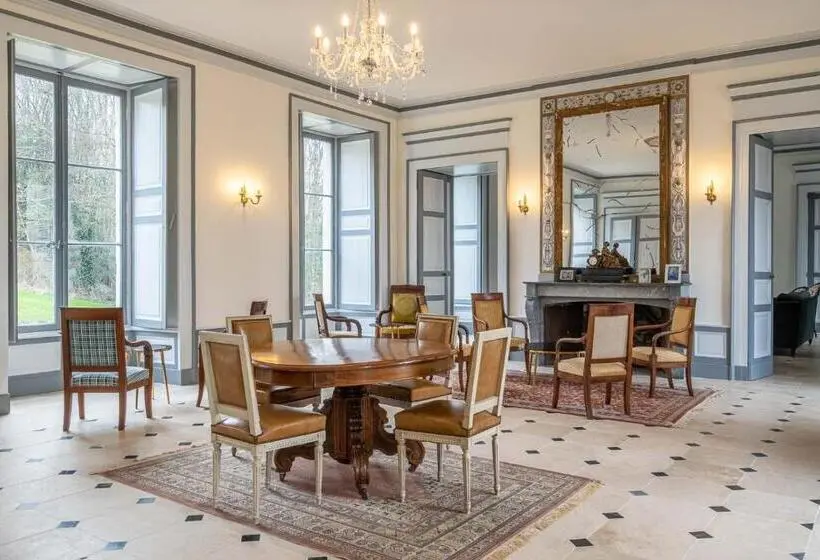 景色の見えるデラックスルーム, Château De Charnizay