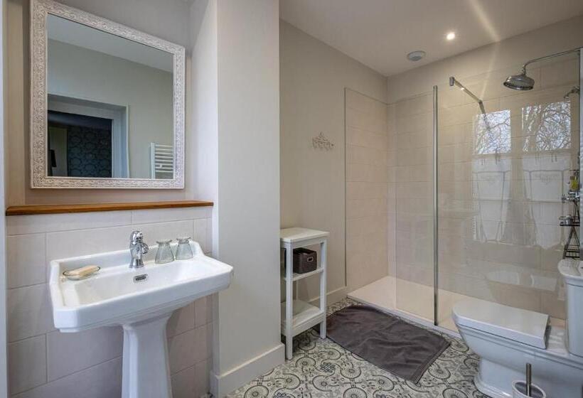 غرفة ديلوكس ثلاثية, Château De Charnizay