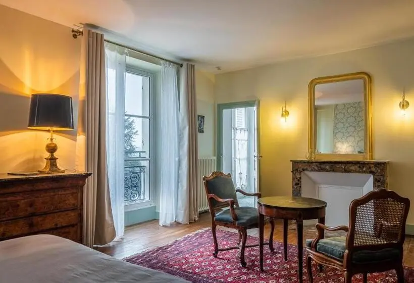 デラックストリプルルーム, Château De Charnizay