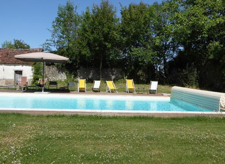 غرفة ديلوكس ثلاثية, Château De Charnizay