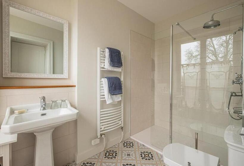 غرفة ديلوكس مزودة بشرفة, Château De Charnizay