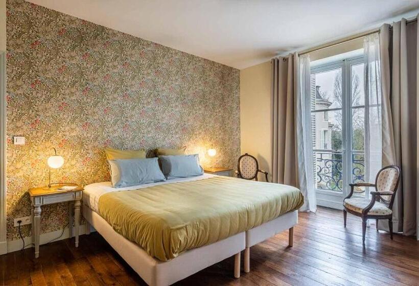 Номер Deluxe с Балконом, Château De Charnizay