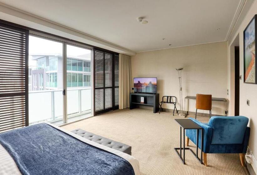 스탠다드 룸 킹사이즈 침대, Marsden Viaduct